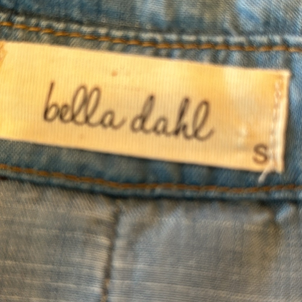 Bella Dahl Split Back Button Down Chambray Shirt … - image 10